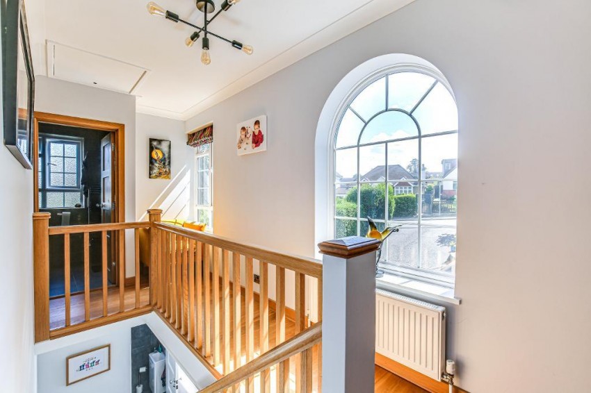 Images for Farleigh Road, Warlingham