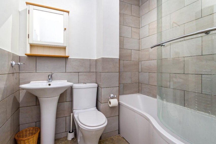 Images for Heathhurst Road, South Croydon