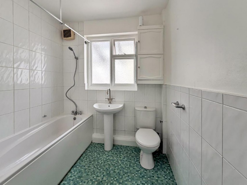 Images for Princes Avenue, Sanderstead