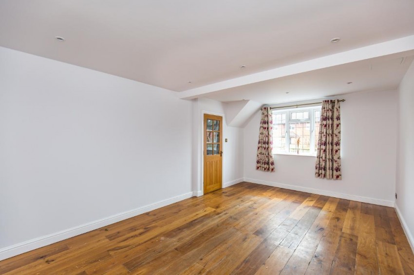 Images for Wolfs Wood, Hurst Green