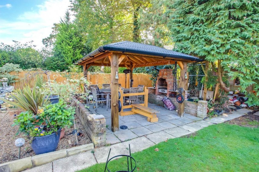 Images for Warltersville Way, Horley