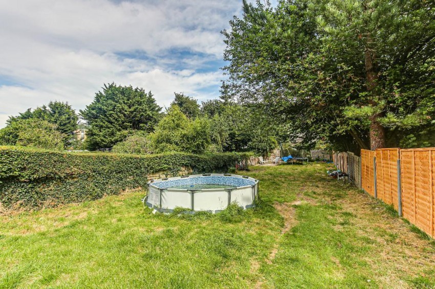 Images for Mosslea Road, Whyteleafe