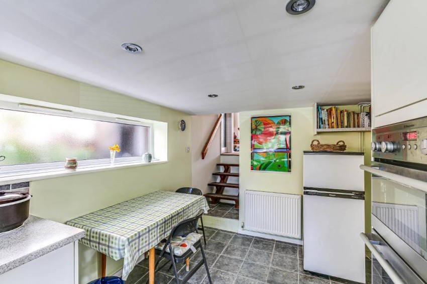 Images for Bench Field, South Croydon