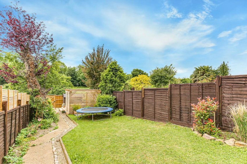 Images for Valley View Gardens, Kenley