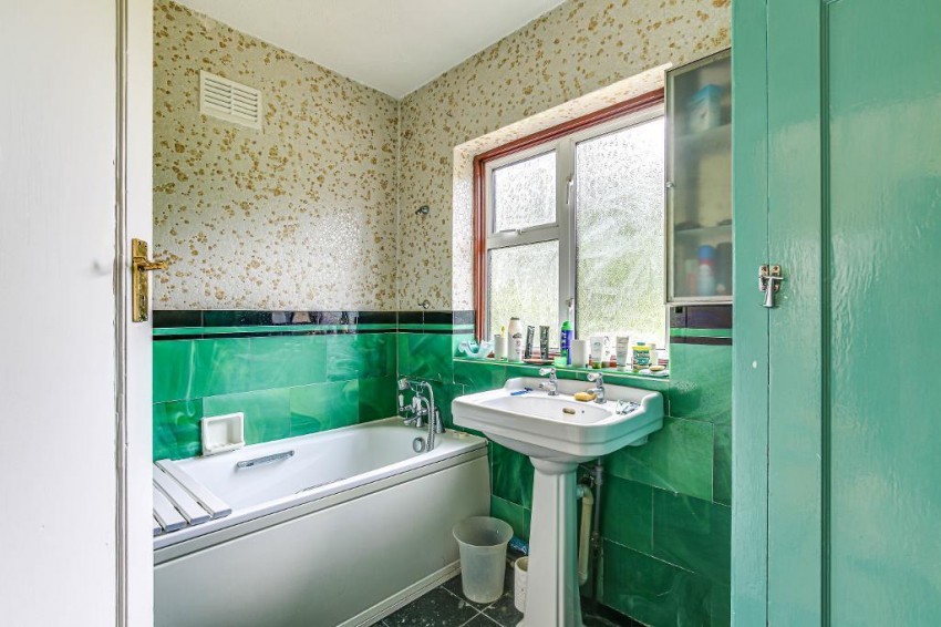 Images for Upper Selsdon Road, South Croydon