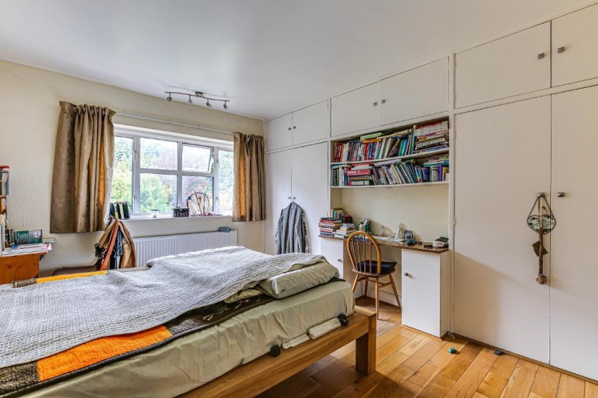 Images for Upper Selsdon Road, South Croydon