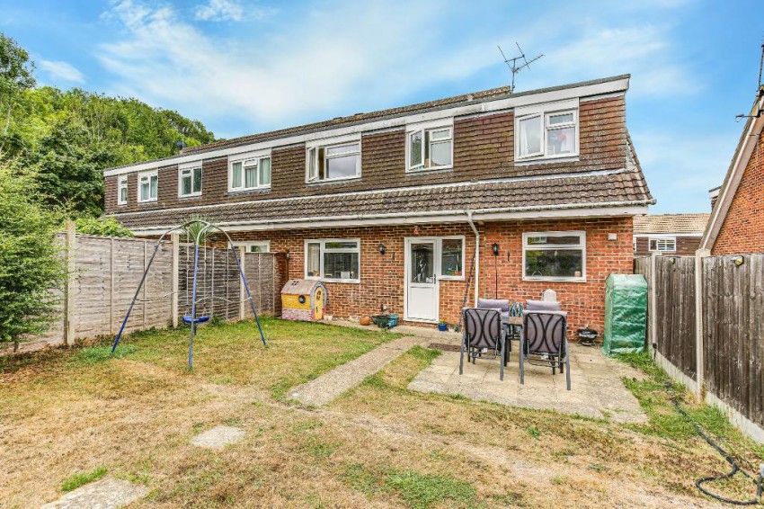 Images for Quail Gardens, South Croydon