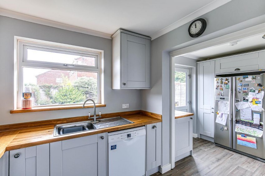 Images for Quail Gardens, South Croydon