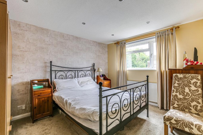 Images for Quail Gardens, South Croydon