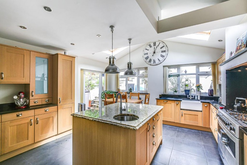 Images for Whyteleafe Hill, Whyteleafe
