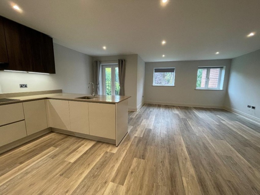 Images for Limpsfield Road, Warlingham