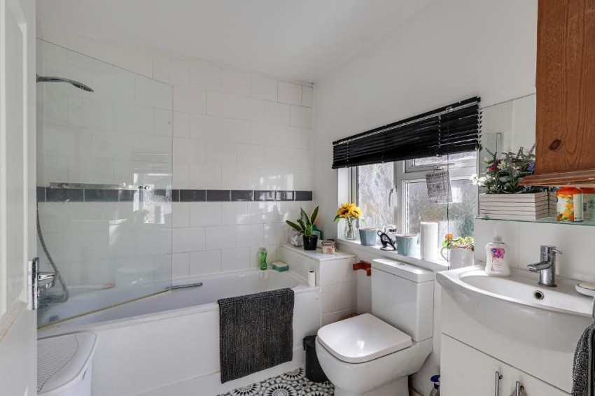 Images for Auckland Road, Caterham