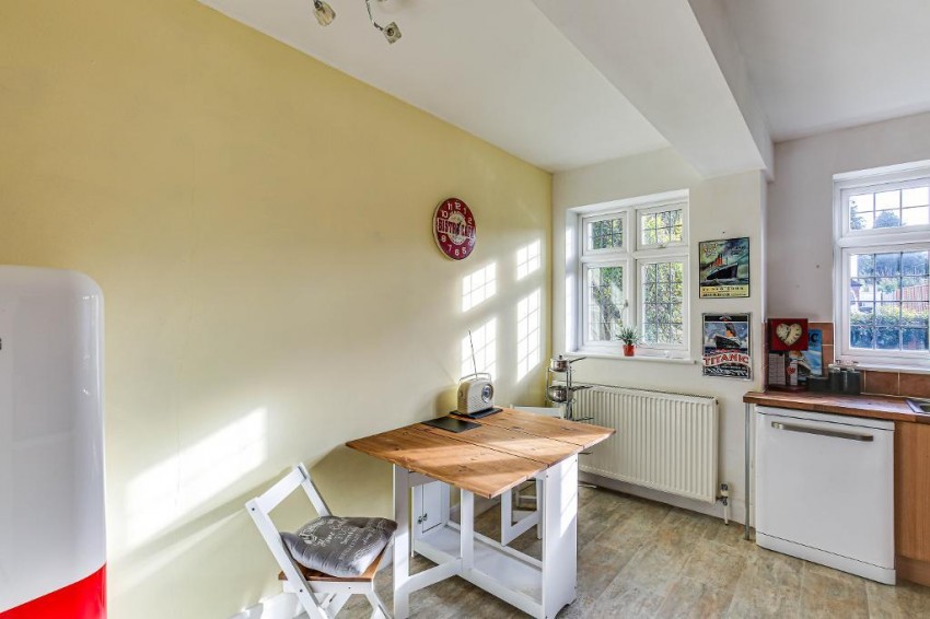 Images for Langley Oaks Avenue, South Croydon