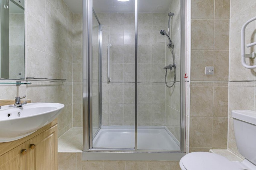 Images for Limpsfield Road, Warlingham