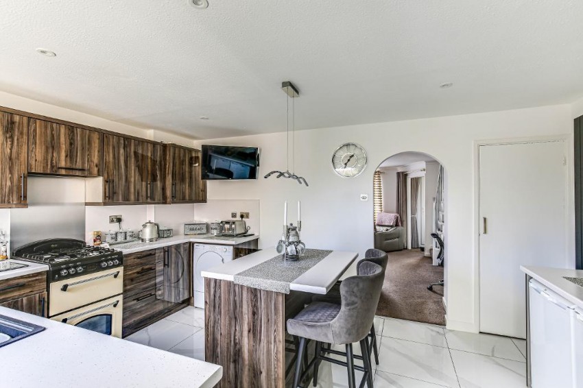 Images for Martin Close, Warlingham