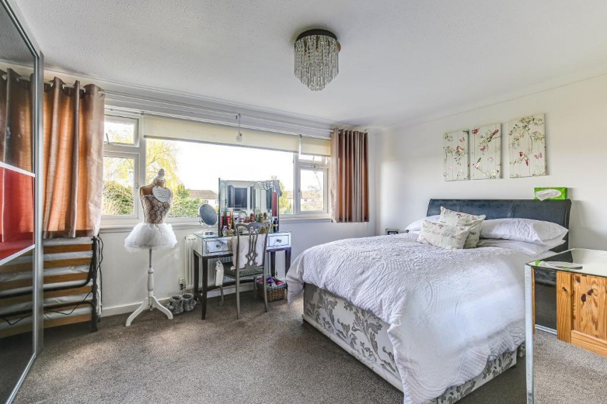 Images for Martin Close, Warlingham