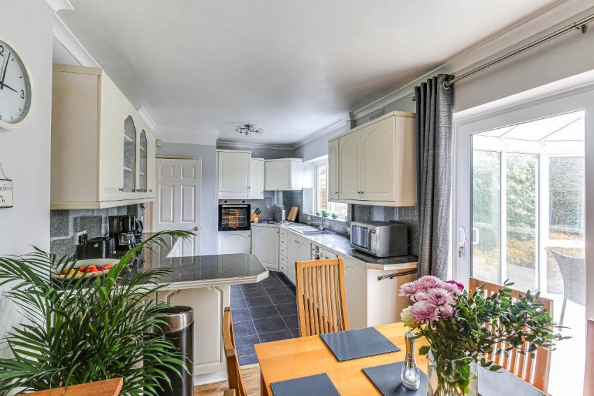 Images for Meadway, Warlingham