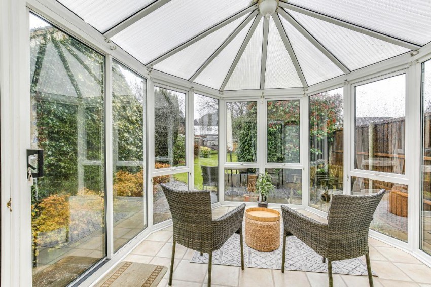 Images for Meadway, Warlingham