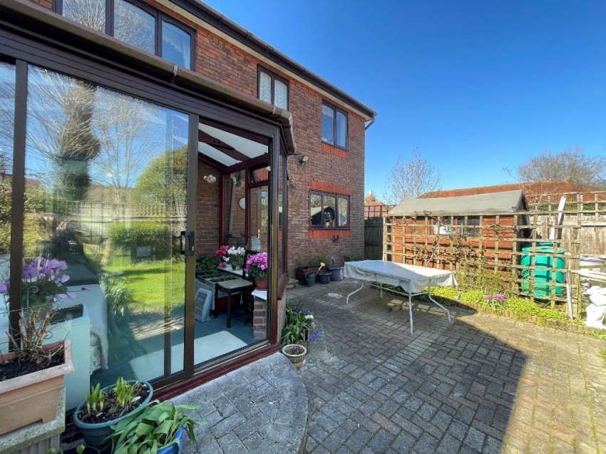 Images for Pitreavie Drive, Hailsham