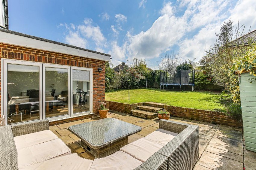 Images for Glebe Hyrst, Sanderstead