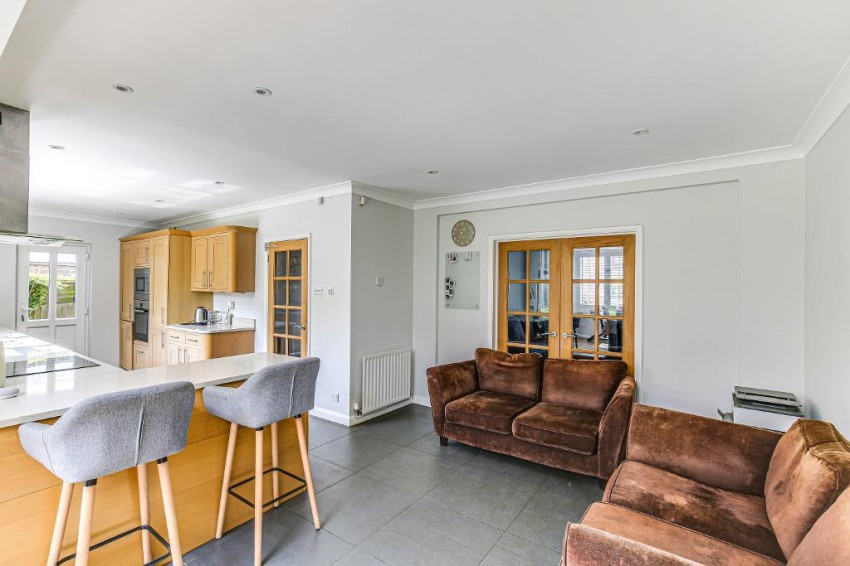 Images for Glebe Hyrst, Sanderstead