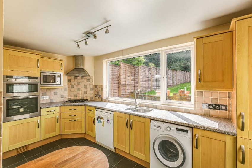 Images for Mosslea Road, Whyteleafe