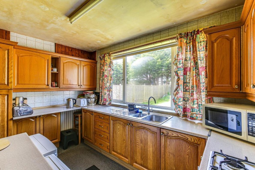 Images for Meadway, Warlingham
