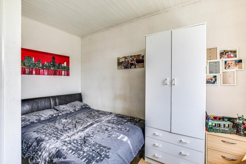 Images for Sanderstead, South Croydon