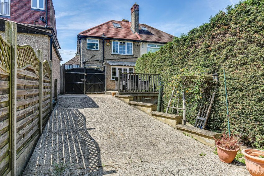 Images for Benhurst Gardens, Selsdon