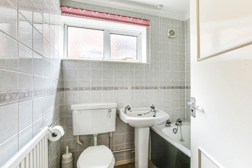 Images for Kittiwake Close, South Croydon