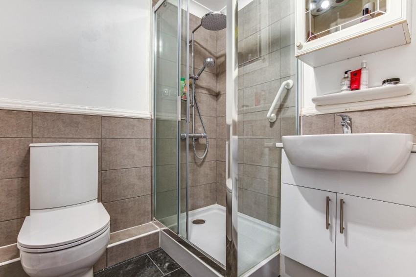 Images for Sanderstead, South Croydon