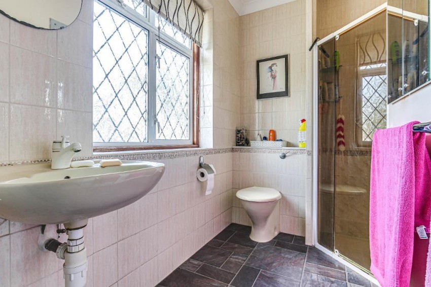 Images for Crossways, South Croydon