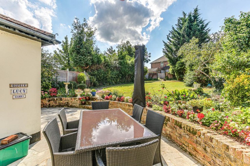 Images for Crossways, South Croydon