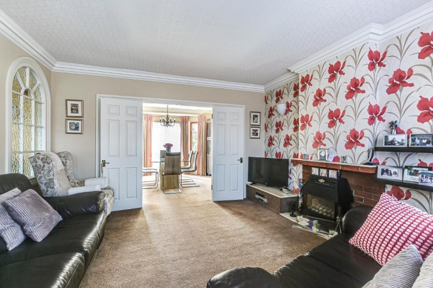 Images for Crossways, South Croydon