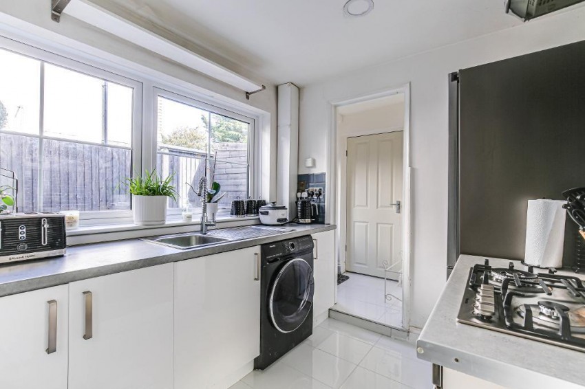 Images for Chelsham Road, South Croydon