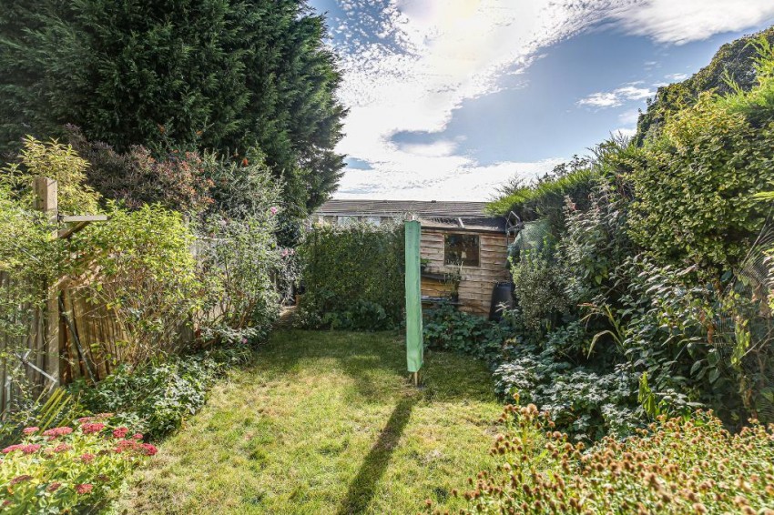 Images for Pear Tree Close, Sanderstead