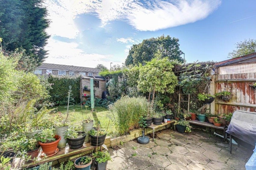 Images for Pear Tree Close, Sanderstead