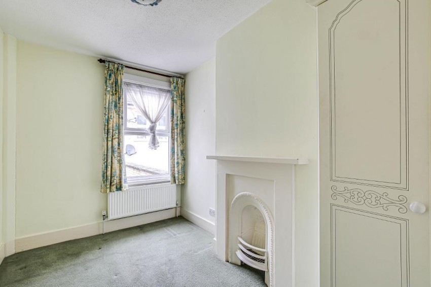 Images for Wyche Grove, South Croydon