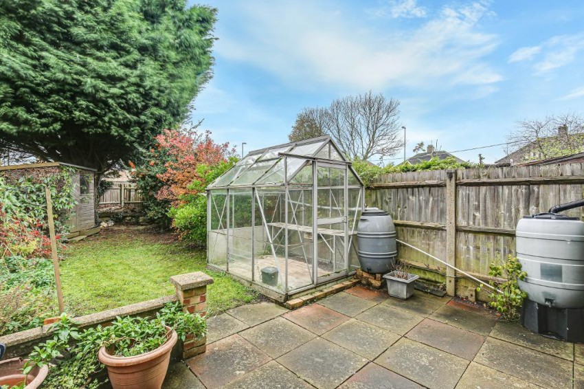 Images for Pear Tree Close, Sanderstead