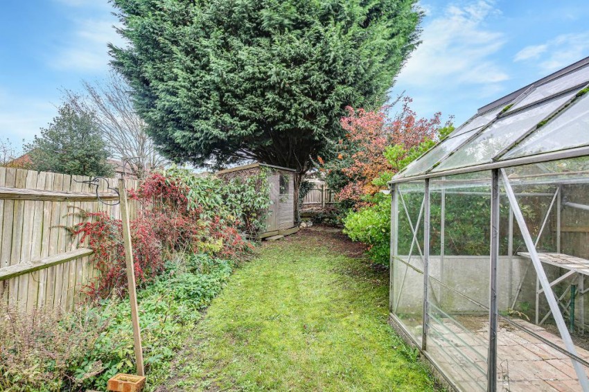Images for Pear Tree Close, Sanderstead