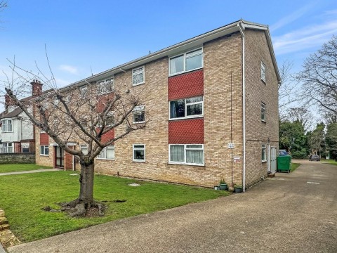 View Full Details for Harewood Road, South Croydon