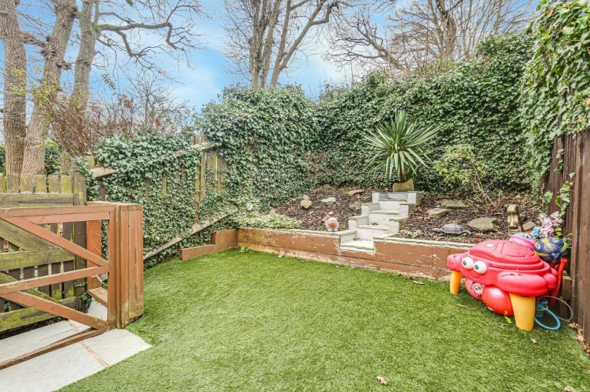 Images for Courtwood Lane, Croydon