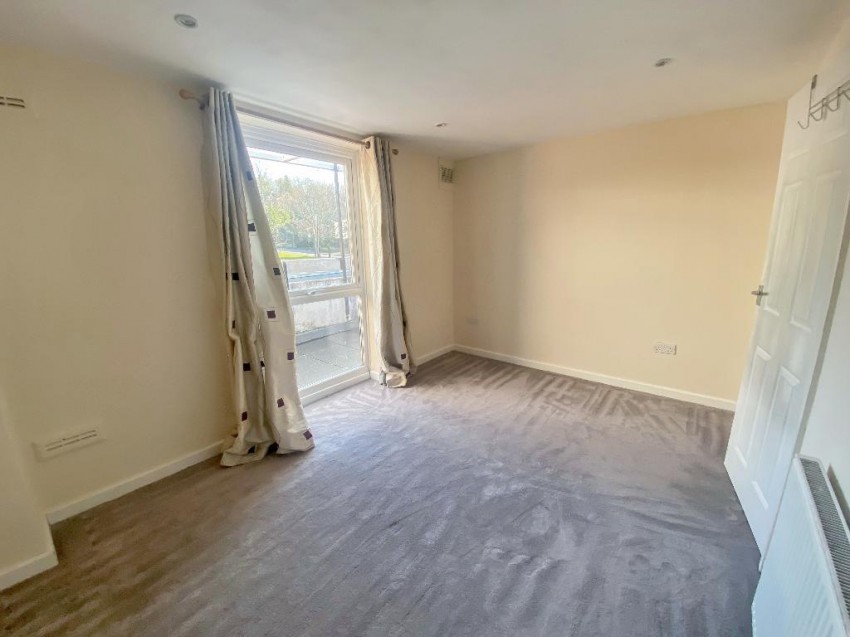 Images for Forestdale, Croydon