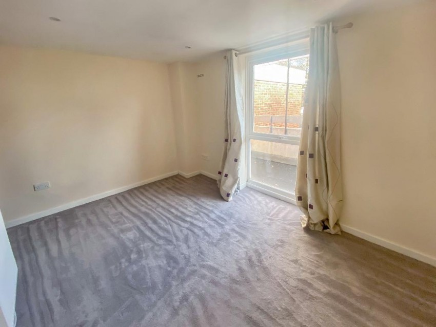 Images for Forestdale, Croydon