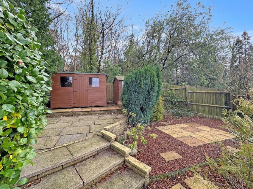 Images for Bench Field, South Croydon