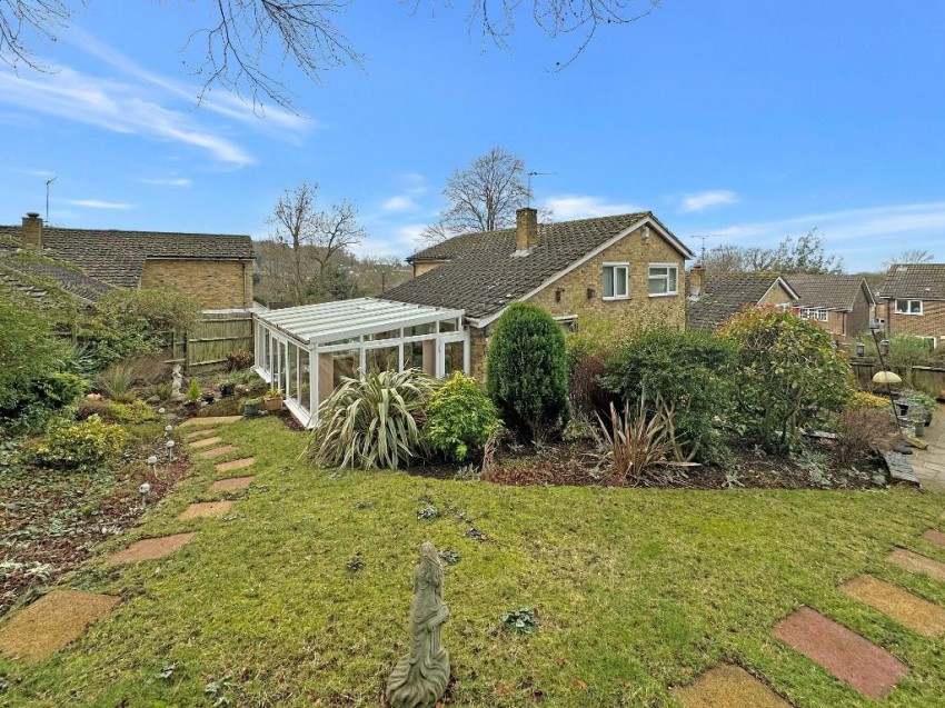 Images for Bench Field, South Croydon