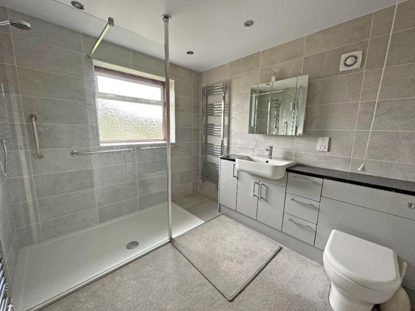 Images for Arundel Avenue, Sanderstead