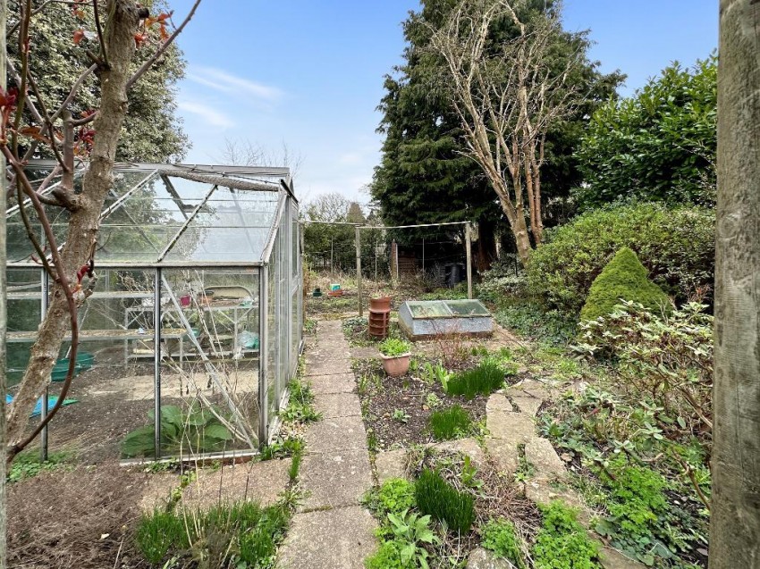 Images for Arundel Avenue, Sanderstead