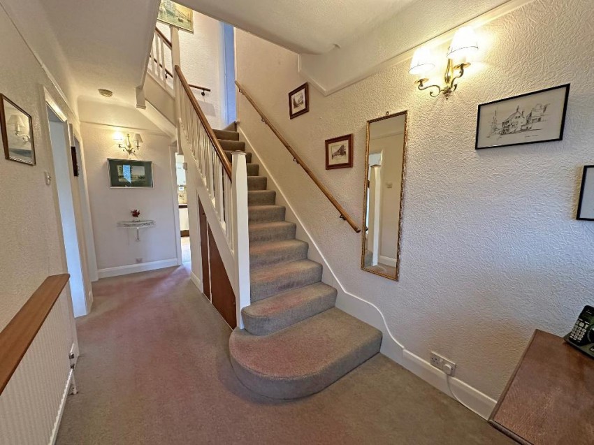 Images for Arundel Avenue, Sanderstead