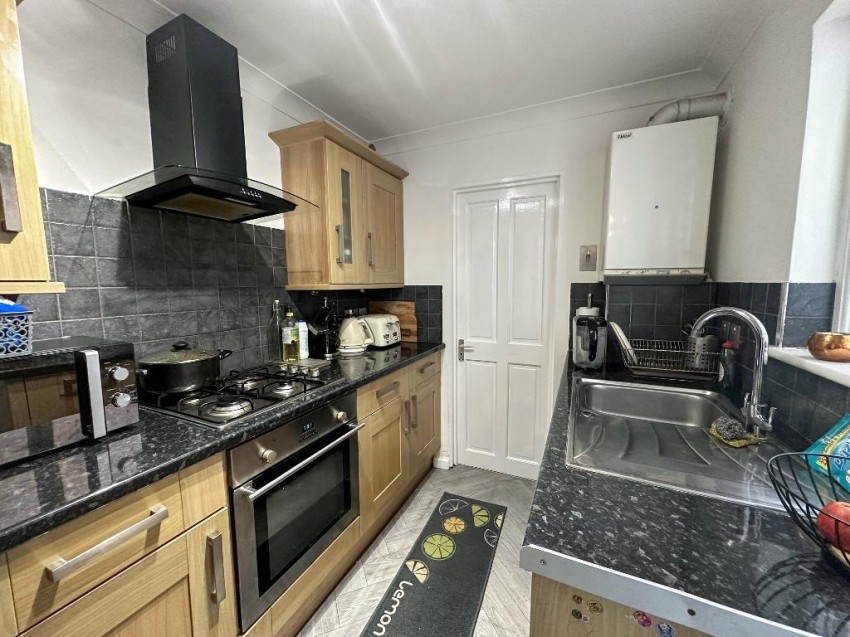 Images for Sanderstead Road, South Croydon